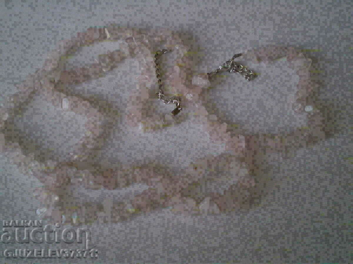 Delivery of women's set of mountain crystal