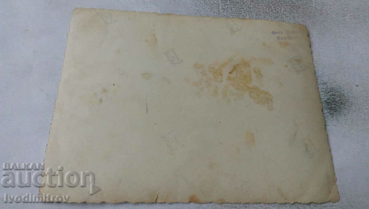 Φωτογραφία Παιδιά στην άμμο με τιμή 1.65 BGN | € 0.84 Φωτογραφία Παιδιά στην άμμο με τιμή 1.65 BGN | € 0.84