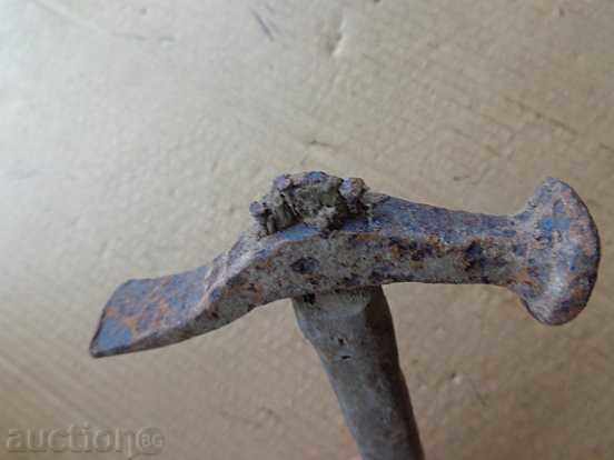 Delivery of Old hammer, shoemaker, hammer Delivery of Old hammer, shoemaker, hammer
