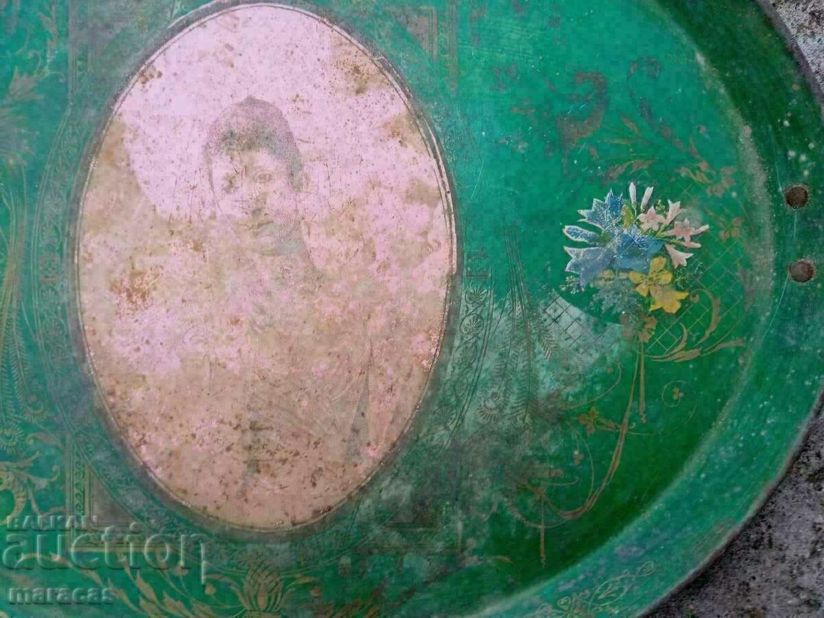 Old painted tray with price 49.00 BGN | € 25.05 Old painted tray with price 49.00 BGN | € 25.05