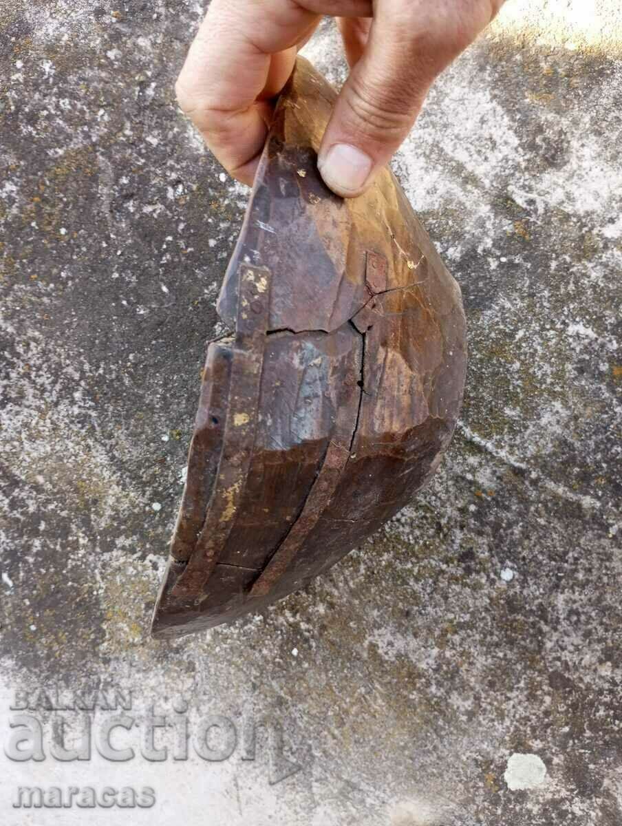 Old wooden table paralyzed and wood. buy - 5 Old wooden table paralyzed and wood. buy - 5