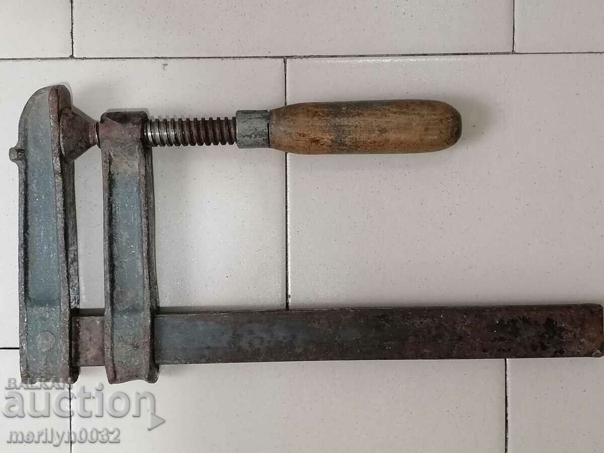 An old carpentry, vise, wooden with price 52.00 BGN | € 26.59 An old carpentry, vise, wooden with price 52.00 BGN | € 26.59