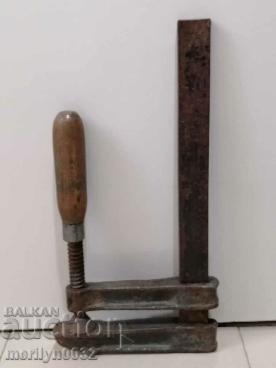 Auction An old carpentry, vise, wooden Auction An old carpentry, vise, wooden