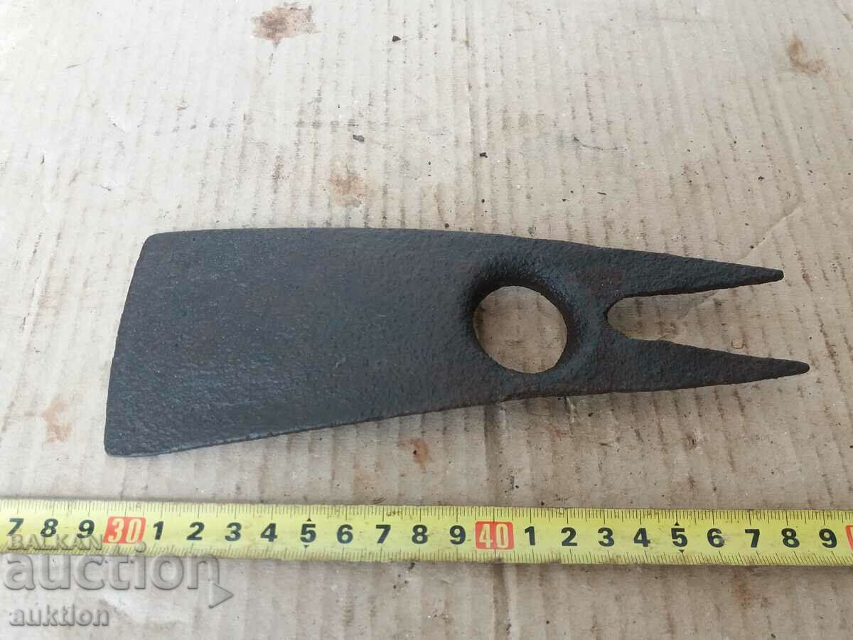 WROUGHT REVIVAL PICK, TOOL with price 3.99 BGN | € 2.04 WROUGHT REVIVAL PICK, TOOL with price 3.99 BGN | € 2.04