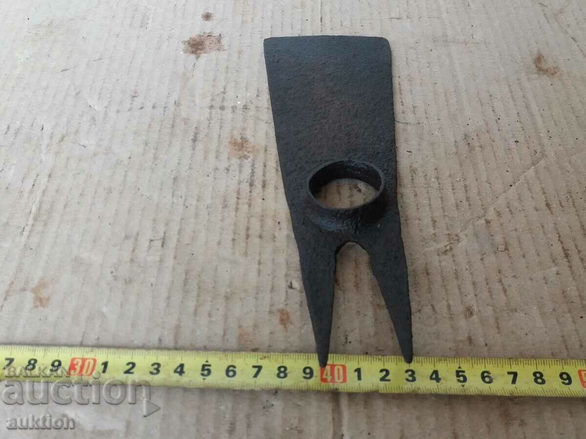 WROUGHT REVIVAL PICK, TOOL - 6 WROUGHT REVIVAL PICK, TOOL - 6