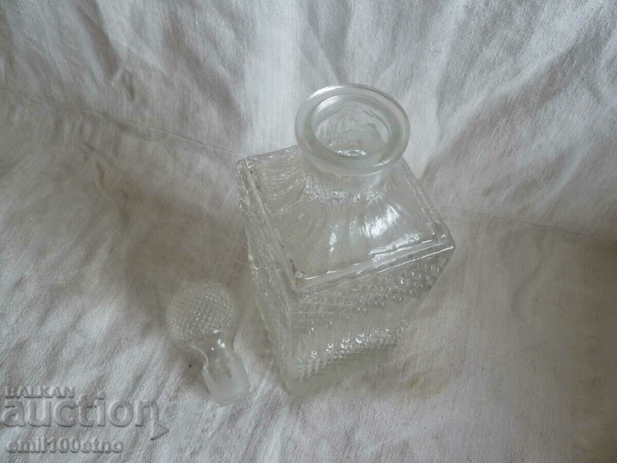 Auction Bottle carafe classic from the sauce Auction Bottle carafe classic from the sauce