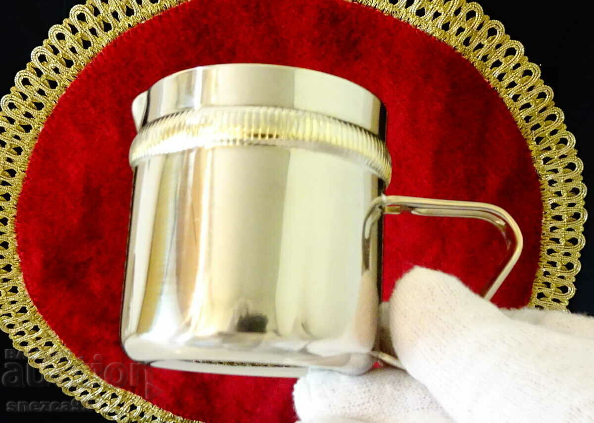 Silver-plated jug, brass liner. - 7 Silver-plated jug, brass liner. - 7