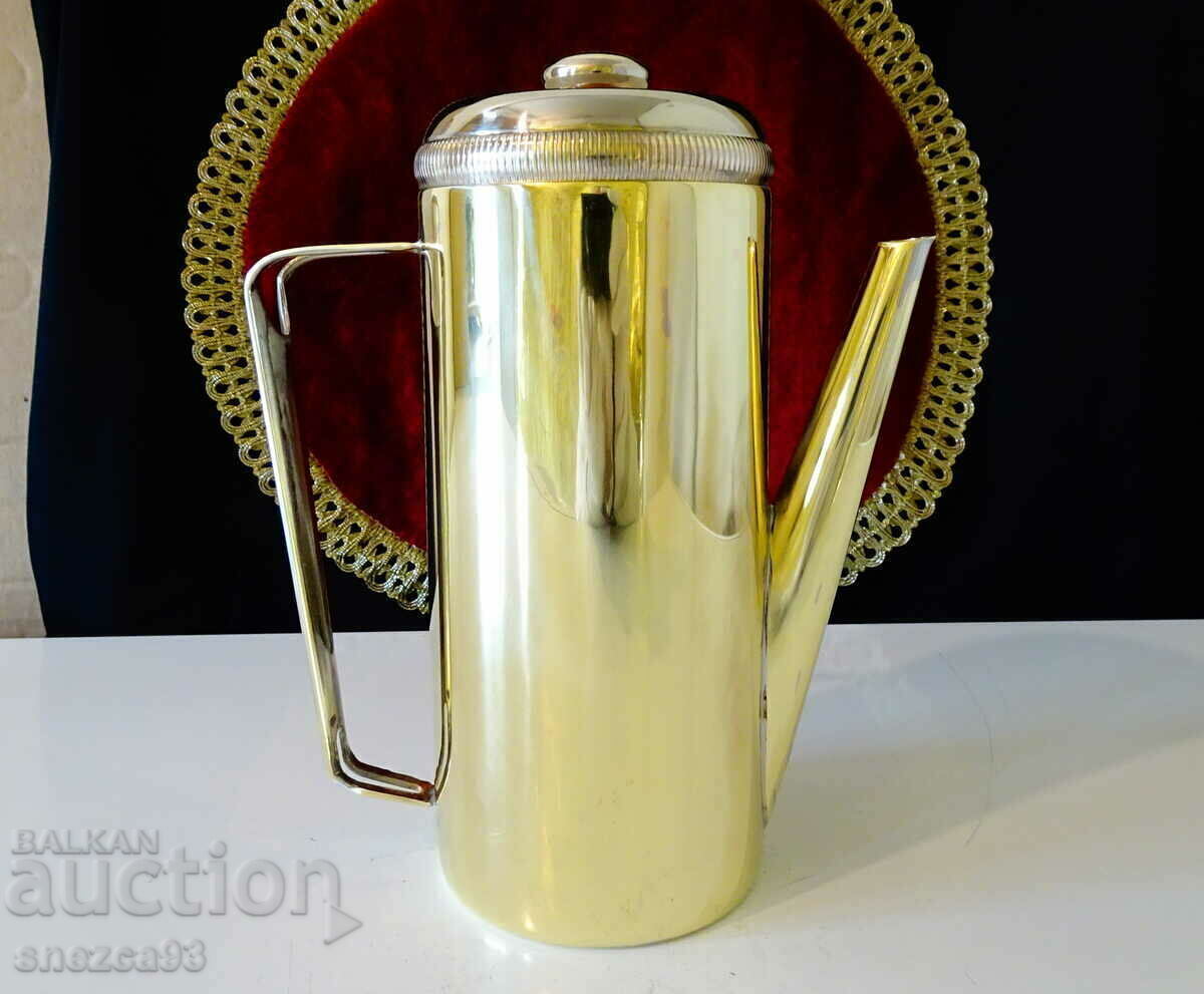 Bronze jug, teapot 19 cm., heated rakia Bronze jug, teapot 19 cm., heated rakia