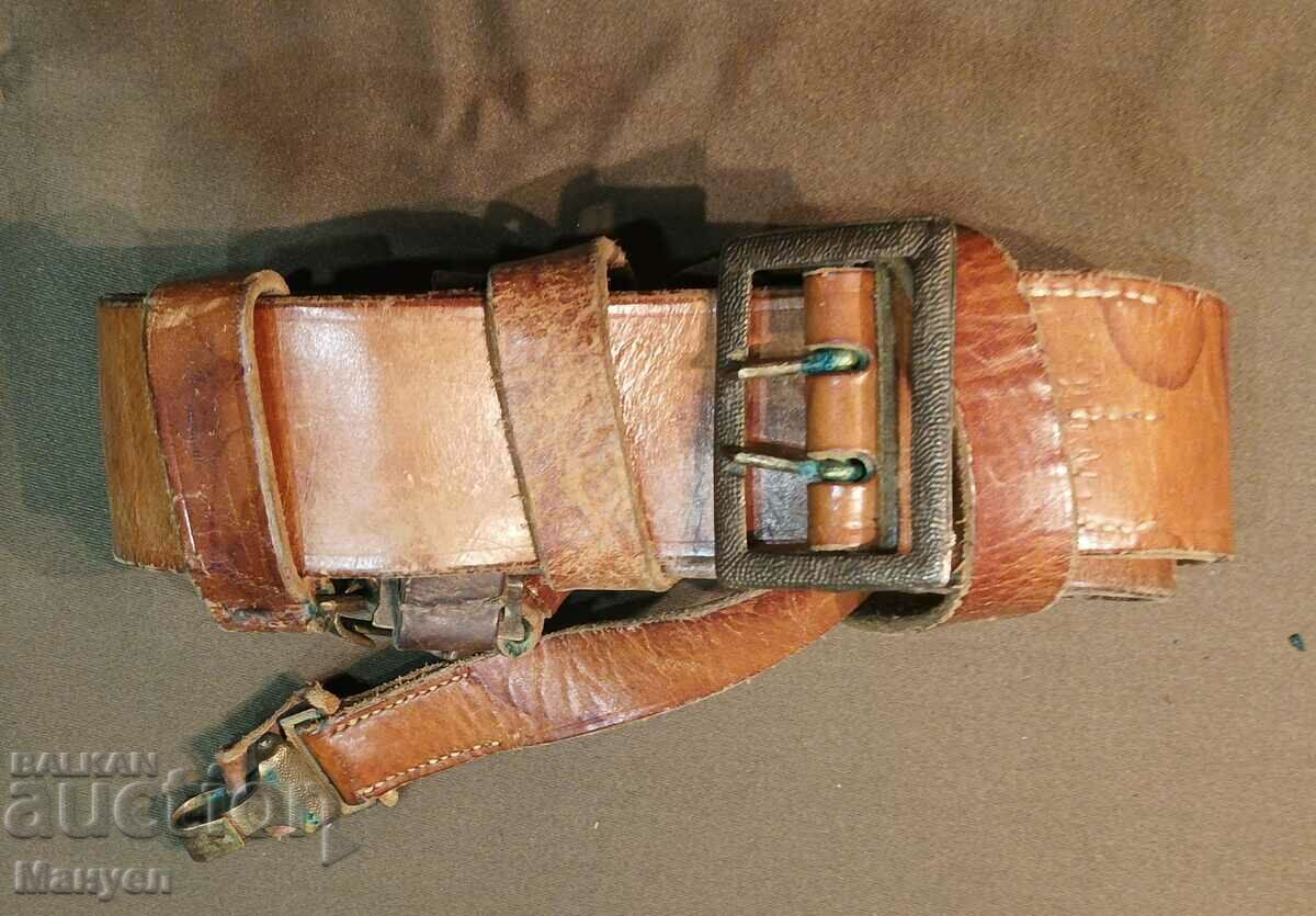 I am selling an old royal officer's battle belt.