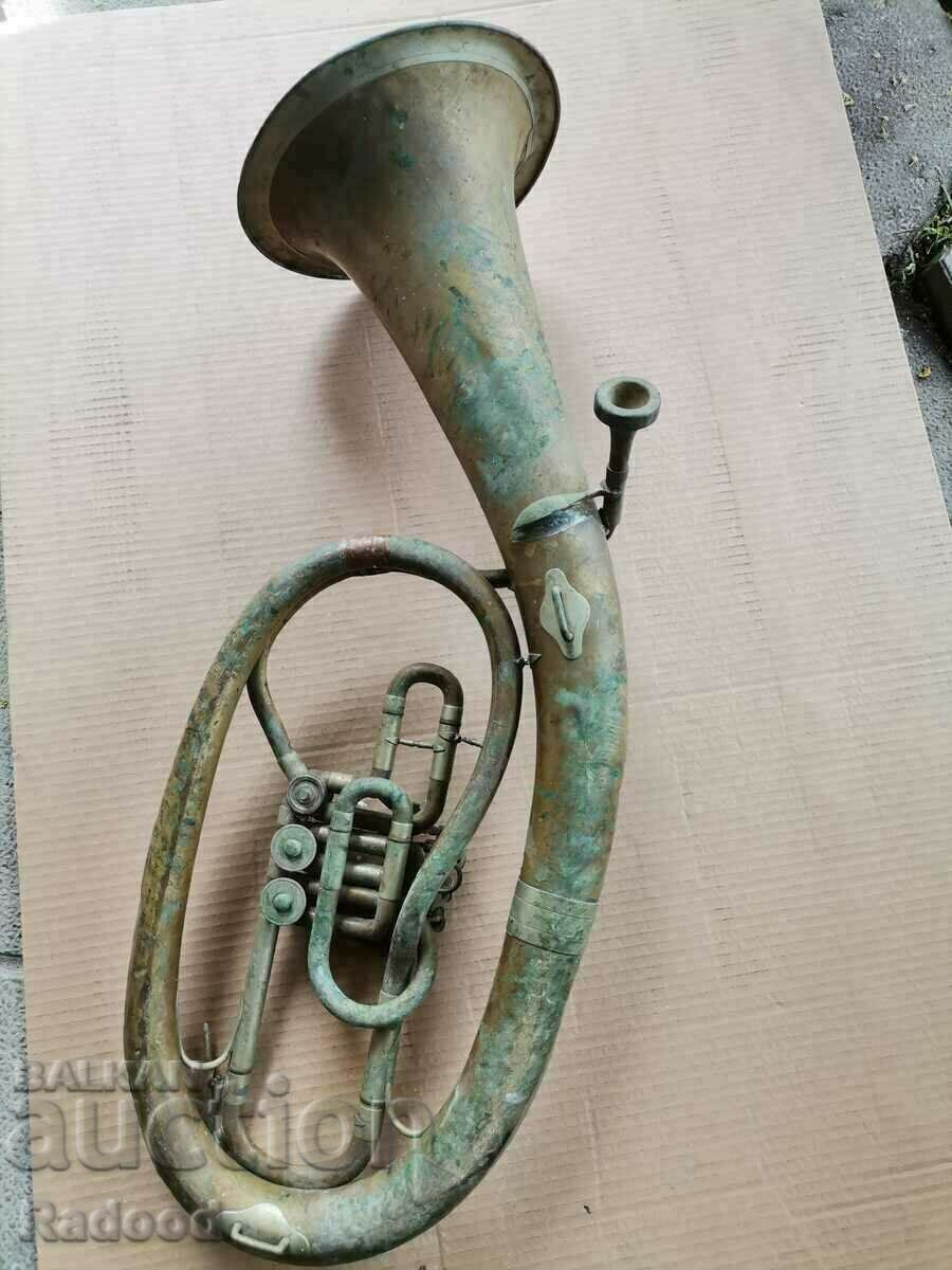 Figured baritone tronped "WALTKLANG" - 5 Figured baritone tronped "WALTKLANG" - 5