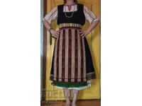 Costum autentic din sud-estul Bulgariei