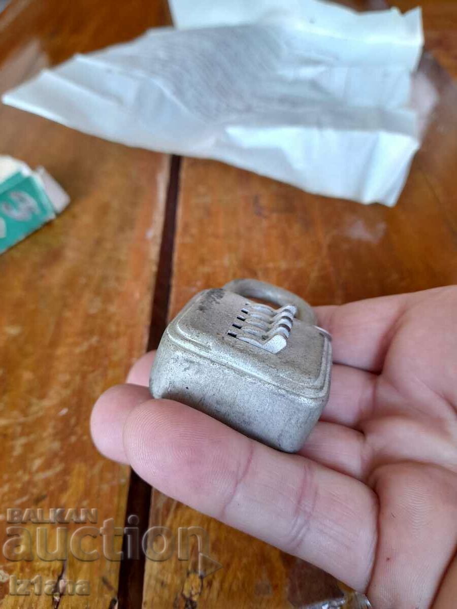 Old cipher padlock - 5