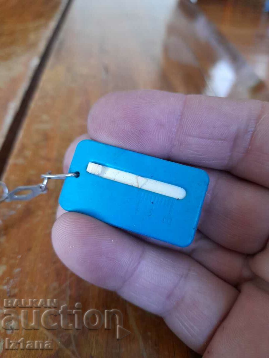 Auction Old keychain for gripper measurement Auction Old keychain for gripper measurement