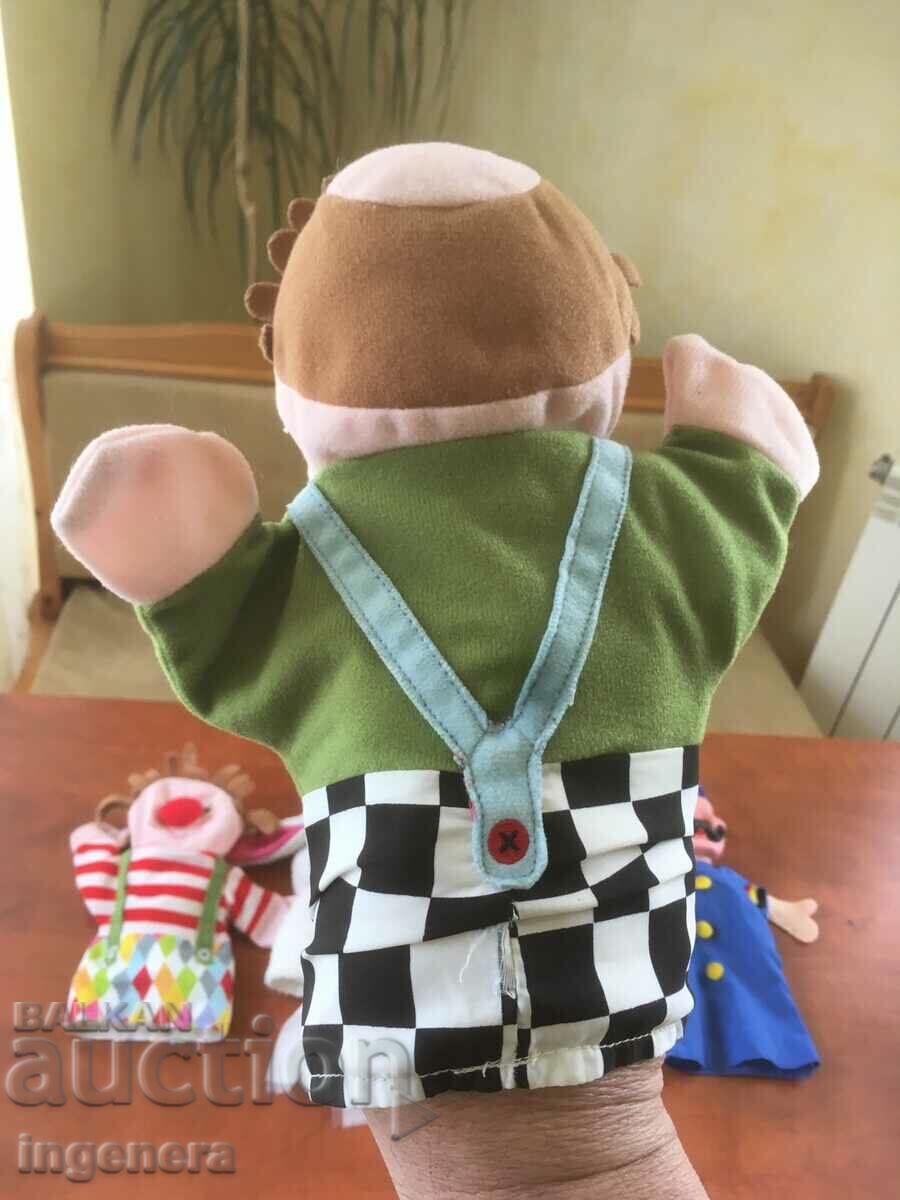 Auction PARCEL DOLL FOR PUPPET THEATER Auction PARCEL DOLL FOR PUPPET THEATER