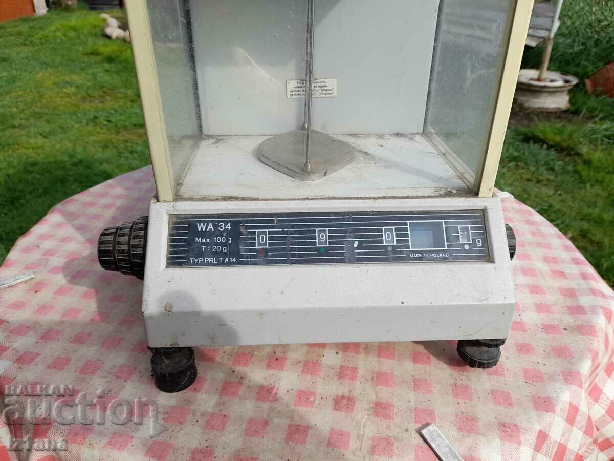 Old scale WA 34 with price 100.00 BGN | € 51.13 Old scale WA 34 with price 100.00 BGN | € 51.13