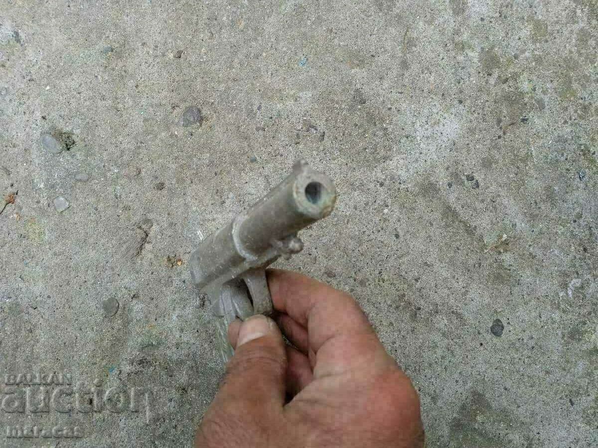 Auction Old toy. Auction Old toy.