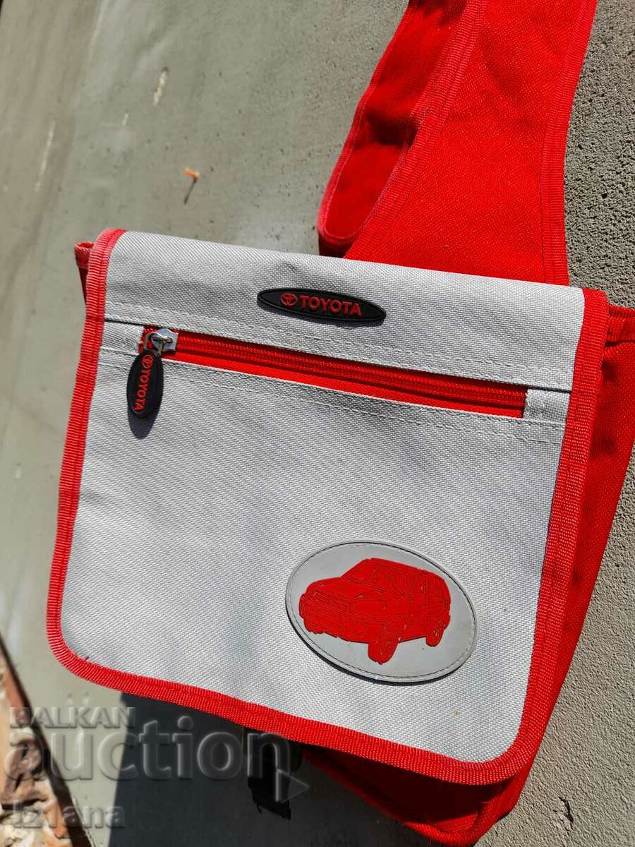 Old Toyota bag with price 15.00 BGN | € 7.67
