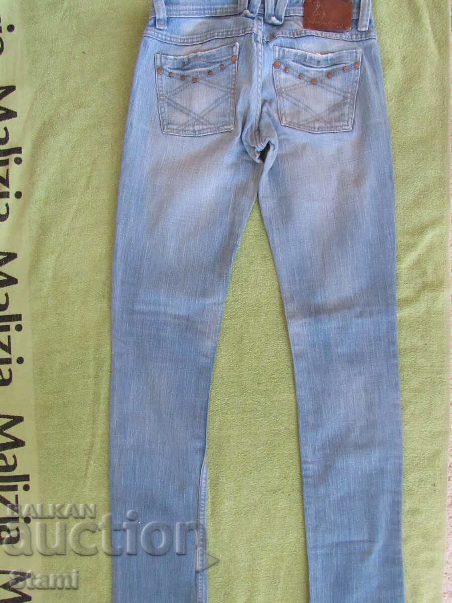 Women's jeans Stradivarius size S - 7 Women's jeans Stradivarius size S - 7