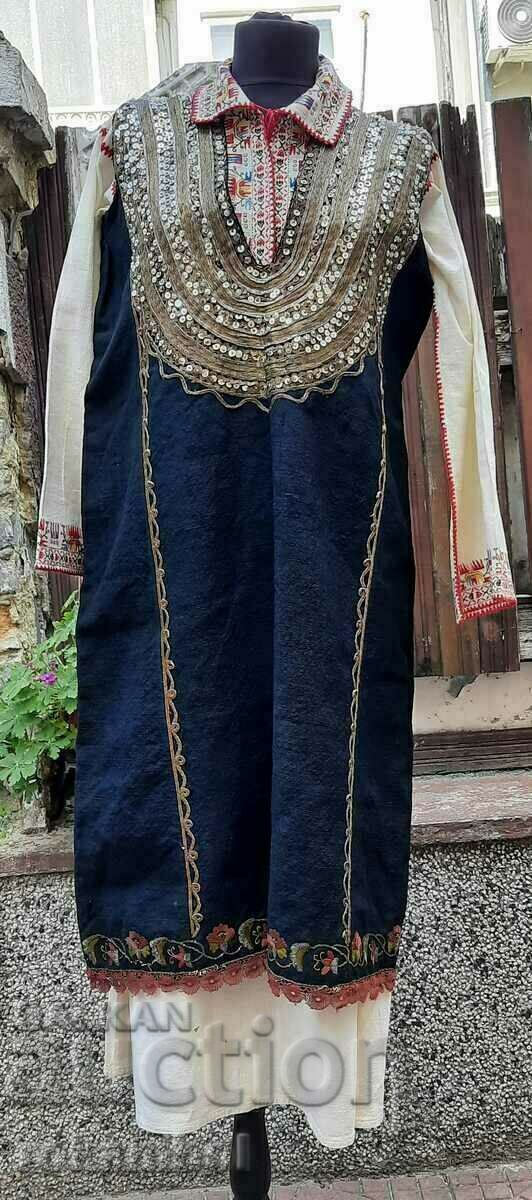 Authentic women's costume from Graovo, Pernik region.