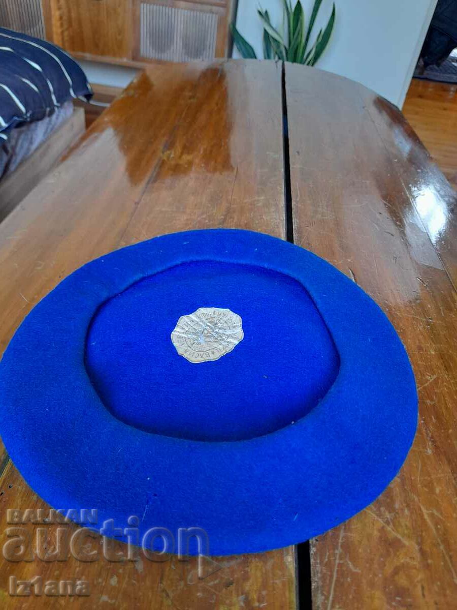 Стара военна барета,шапка с цена 20.00 лв. | € 10.23 Стара военна барета,шапка с цена 20.00 лв. | € 10.23