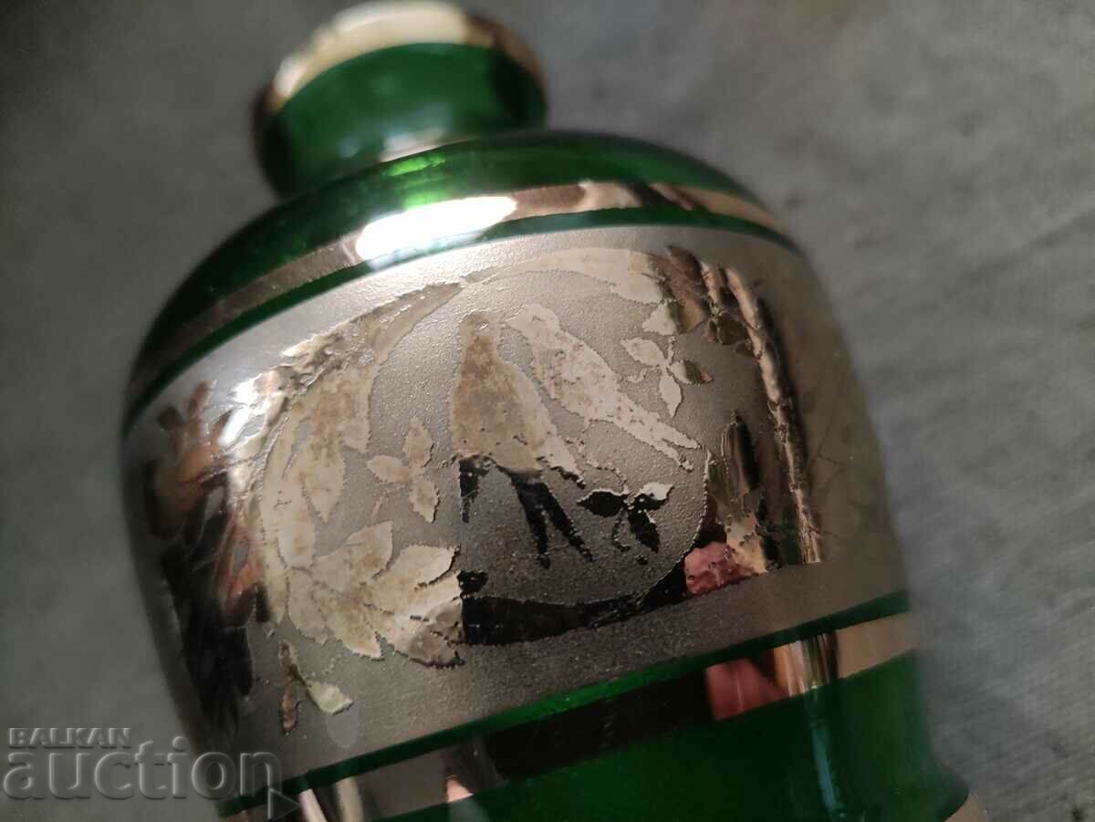 Зелена ваза с позлата и птички - 5 Зелена ваза с позлата и птички - 5