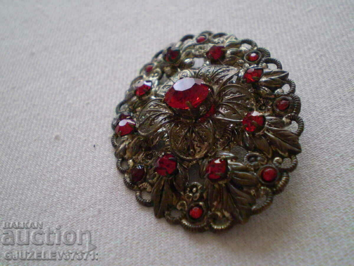 Old Women's Brooch with red zircons - 6 Old Women's Brooch with red zircons - 6