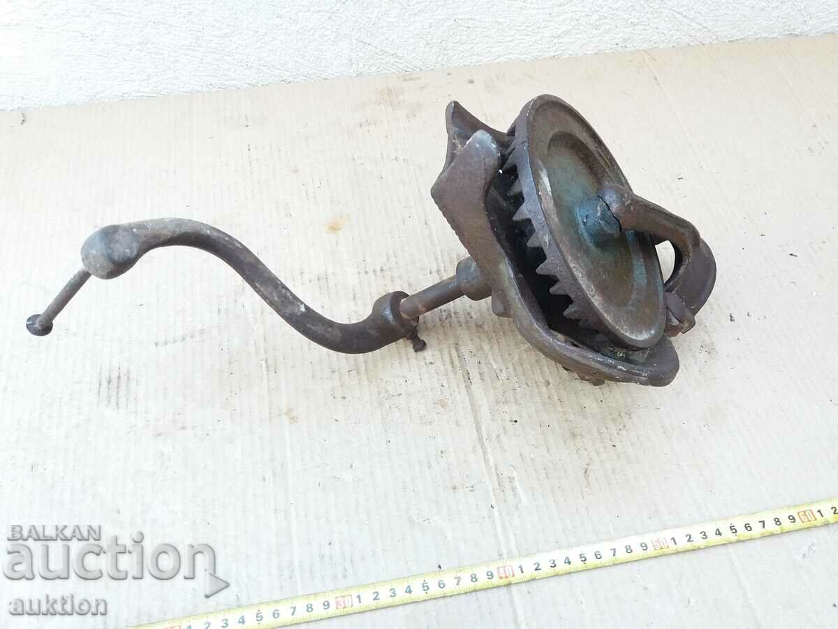 OLD EXCELLENT HAND MACHINE FOR CORNING CORN, CORN - 7 OLD EXCELLENT HAND MACHINE FOR CORNING CORN, CORN - 7