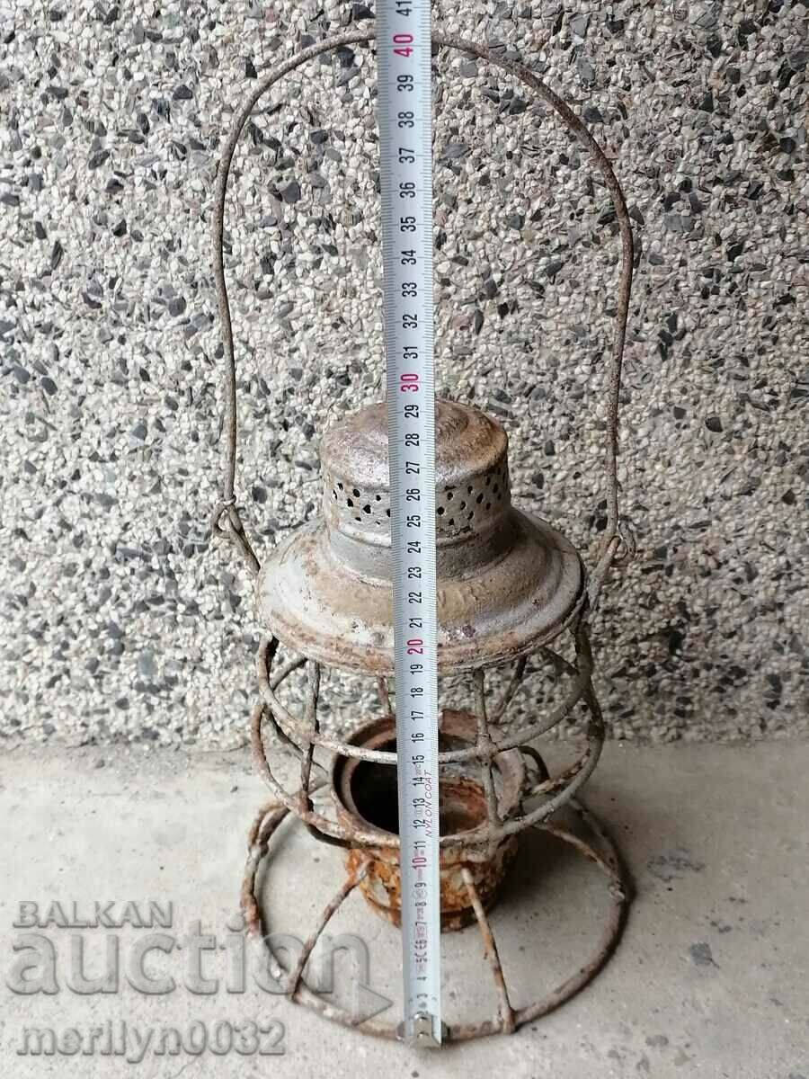 Auction Old American lantern, USA floodlight lamp Auction Old American lantern, USA floodlight lamp