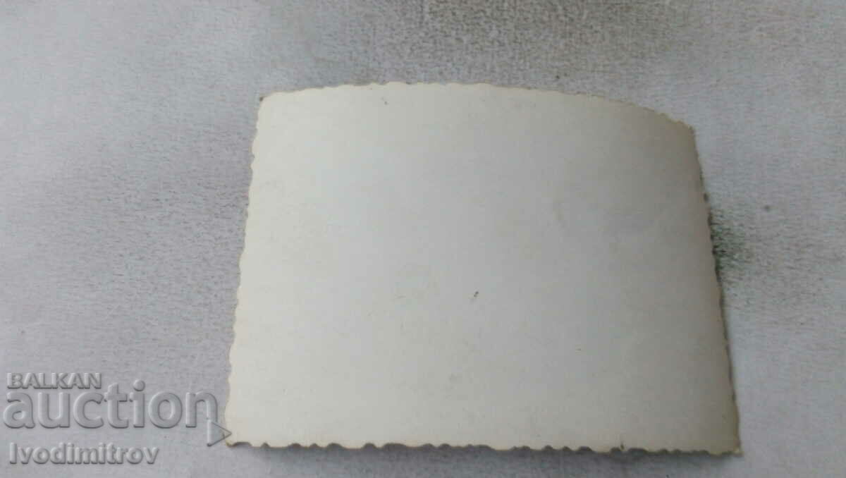 Photo Three men in front of a fountain with price 1.35 BGN | € 0.69 Photo Three men in front of a fountain with price 1.35 BGN | € 0.69