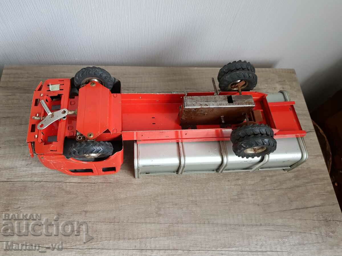 Large mechanical sheet metal toy dump truck JOUSTRA 1958 - 6 Large mechanical sheet metal toy dump truck JOUSTRA 1958 - 6