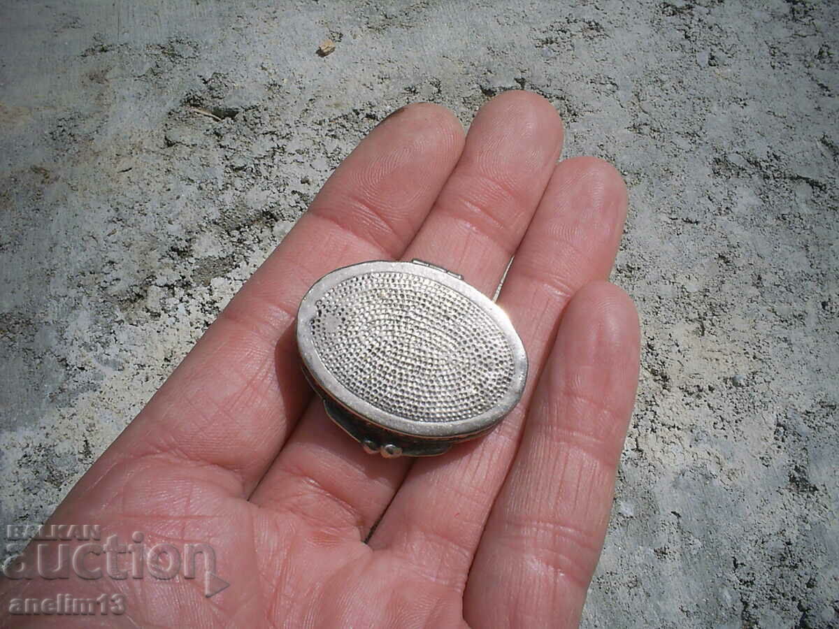 OLD PILL BOX - 5 OLD PILL BOX - 5