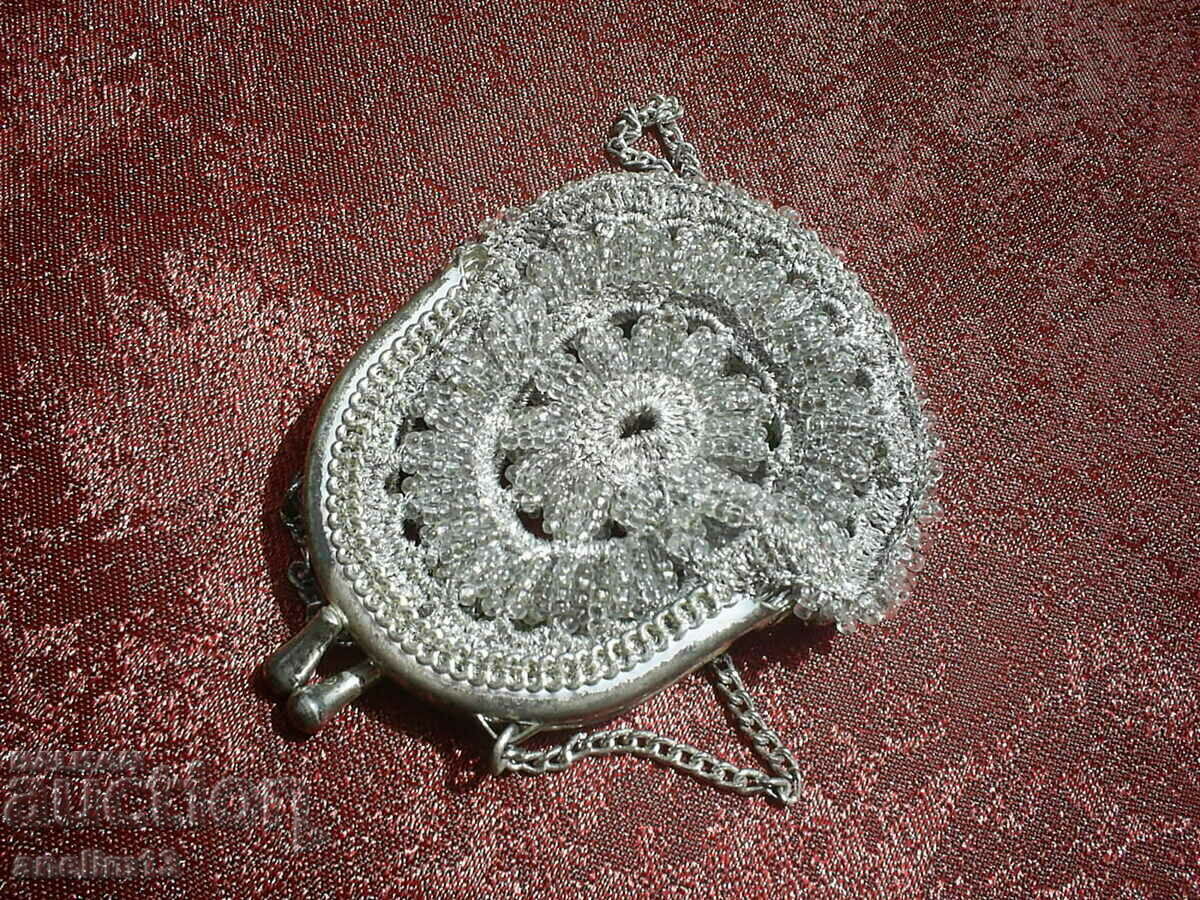 GEANT VECHI CU SARMA SI MANISTA GEANT VECHI CU SARMA SI MANISTA