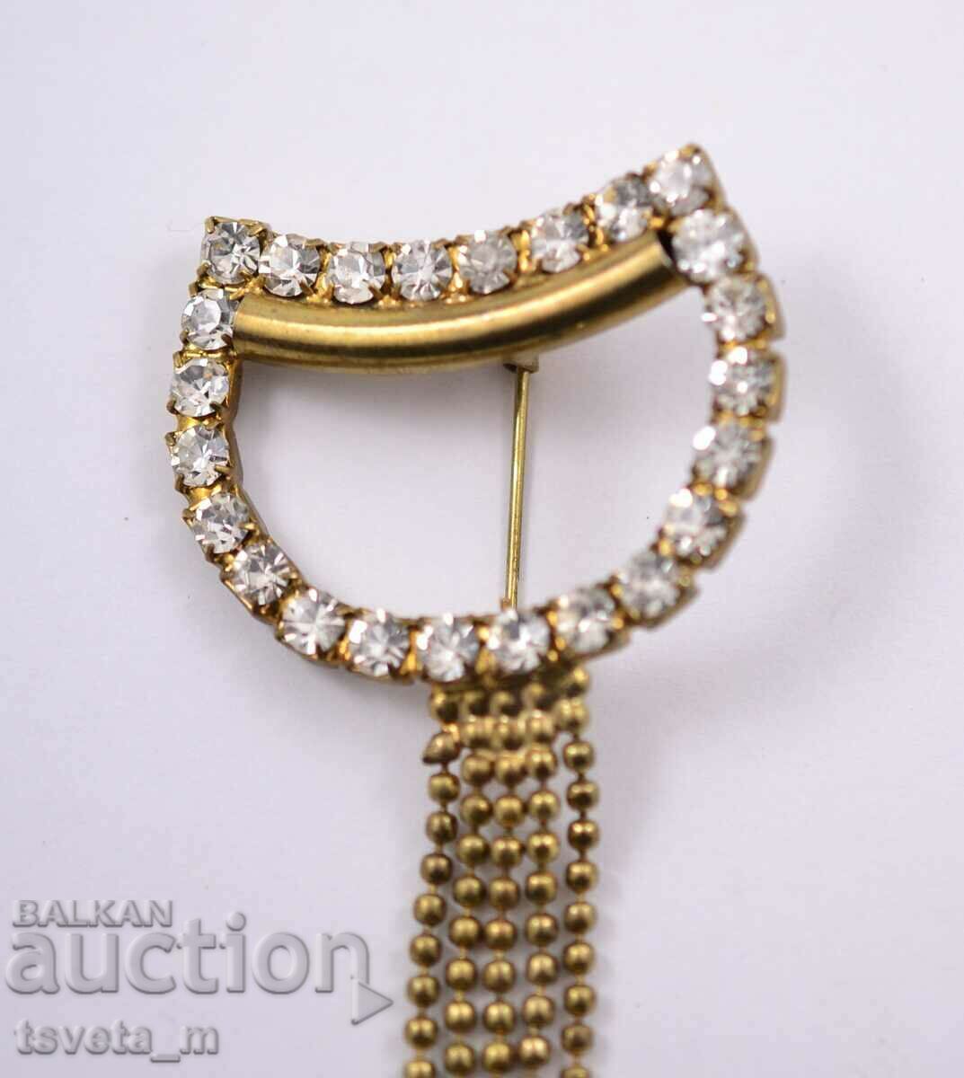 Antique brooch with price 5.00 BGN | € 2.56 Antique brooch with price 5.00 BGN | € 2.56