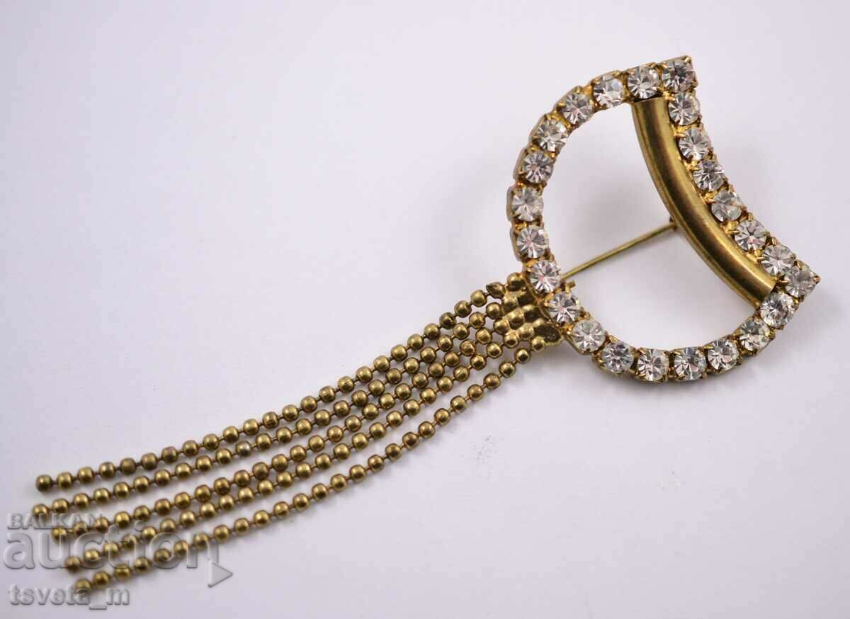 Delivery of Antique brooch Delivery of Antique brooch