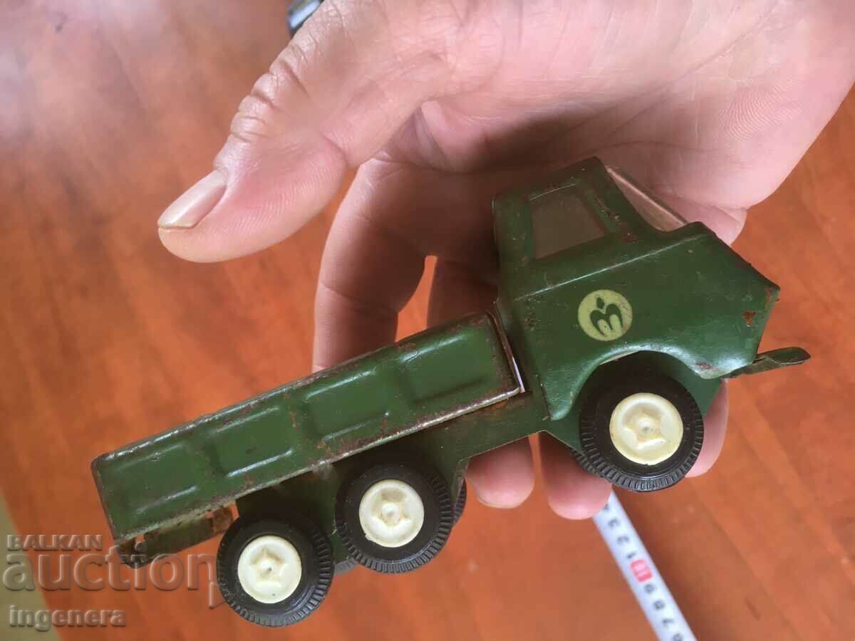 TOY TRUCK METAL ANTIQUE TOY FOR COLLECTION