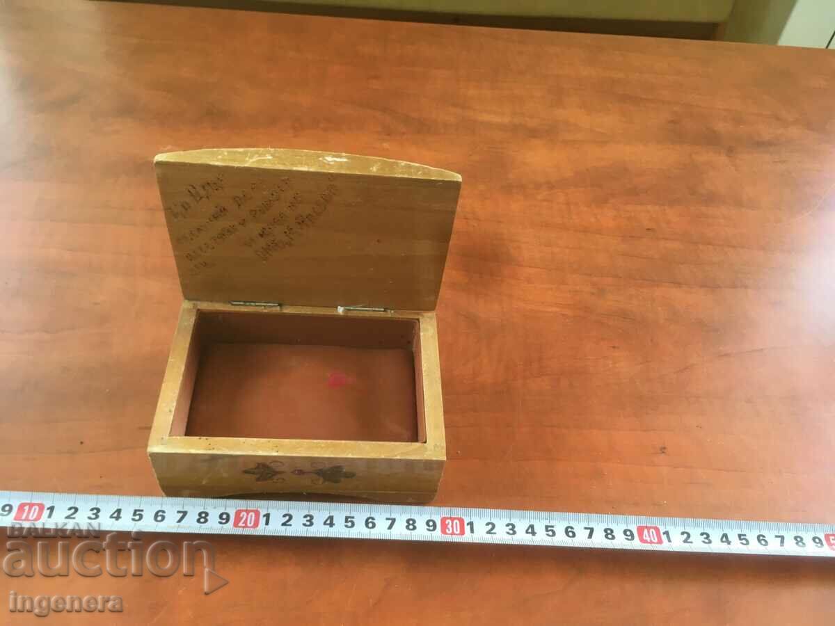 CUTIE BIJUTERII LEMN CUTIE VECHE cu preț 6.00 BGN | € 3.07