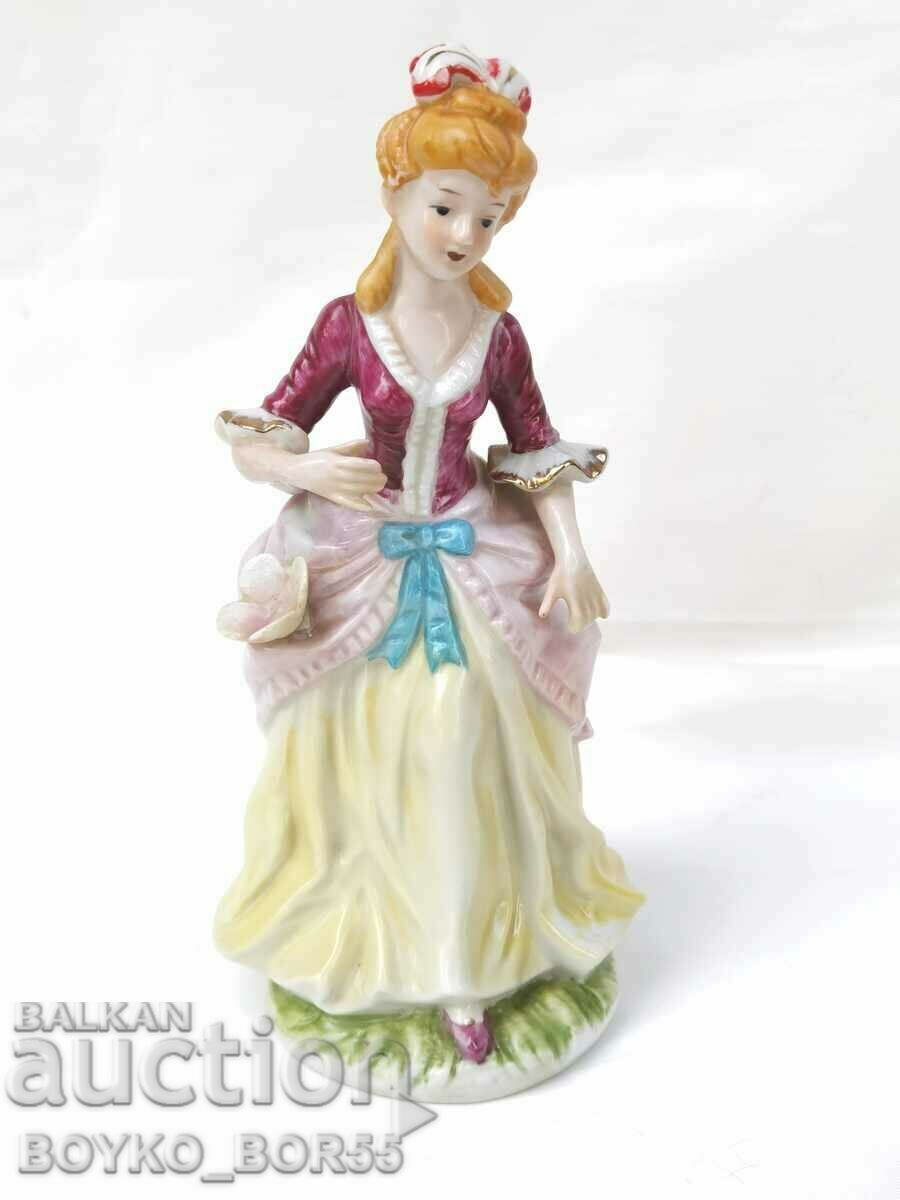 Старинна Порцеланова Фигура - 5 Старинна Порцеланова Фигура - 5