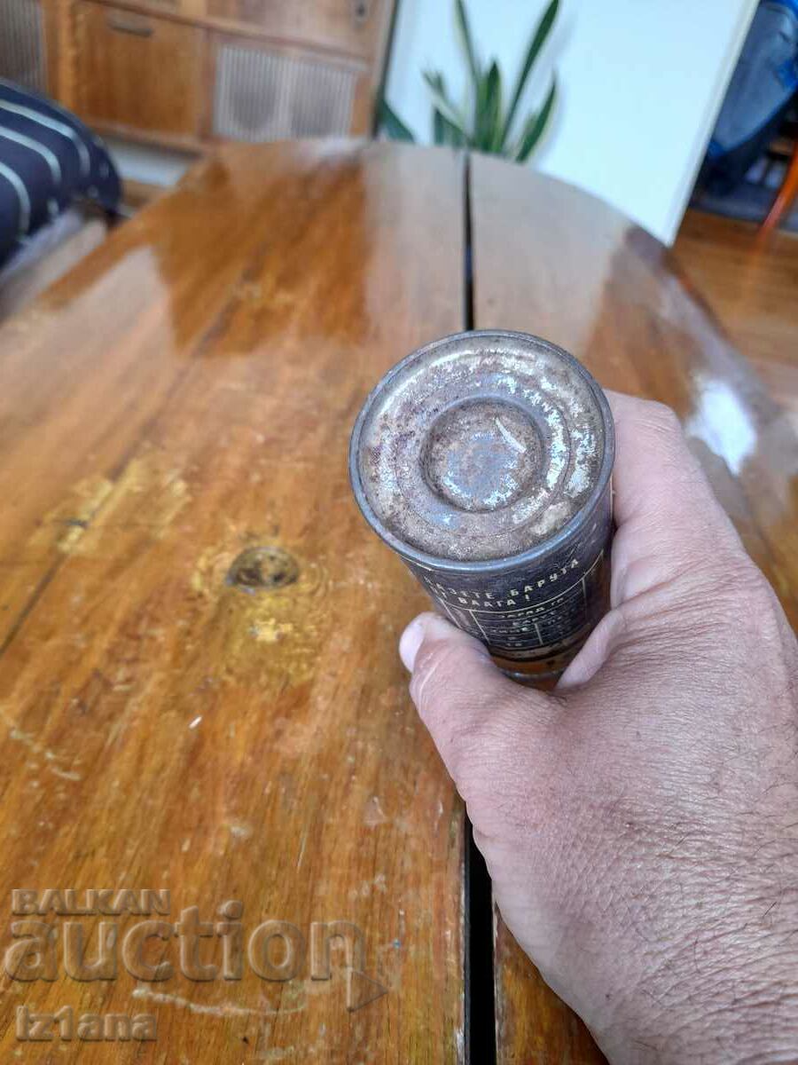 Delivery of An old box of gunpowder Delivery of An old box of gunpowder