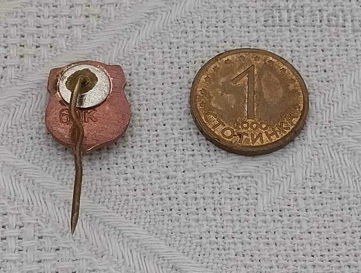 RIGA LATVIA TOWER BADGE ENAMEL / with price 1.00 BGN | € 0.51 RIGA LATVIA TOWER BADGE ENAMEL / with price 1.00 BGN | € 0.51