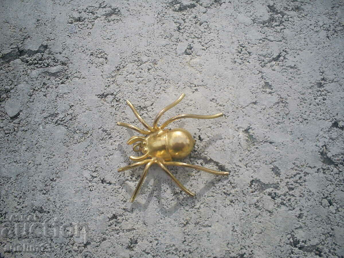 OLD GOLDEN SPIDER BROOCH with price € 12.00 | 23.47 BGN OLD GOLDEN SPIDER BROOCH with price € 12.00 | 23.47 BGN