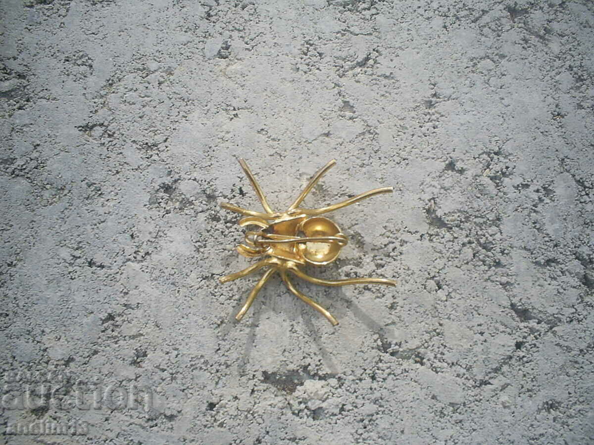 OLD GOLDEN SPIDER BROOCH - 5 OLD GOLDEN SPIDER BROOCH - 5