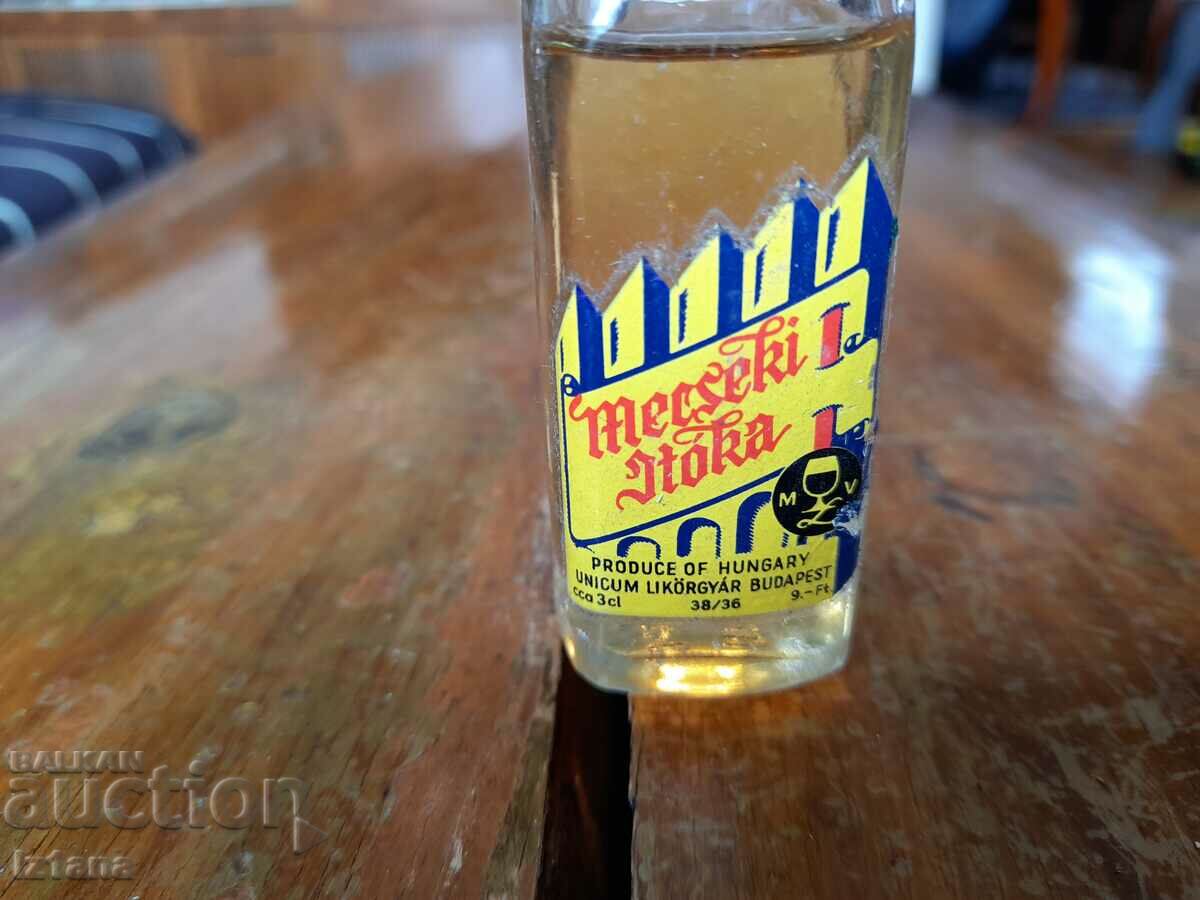 Old bottle of Mecseki Itóka with price 20.00 BGN | € 10.23 Old bottle of Mecseki Itóka with price 20.00 BGN | € 10.23