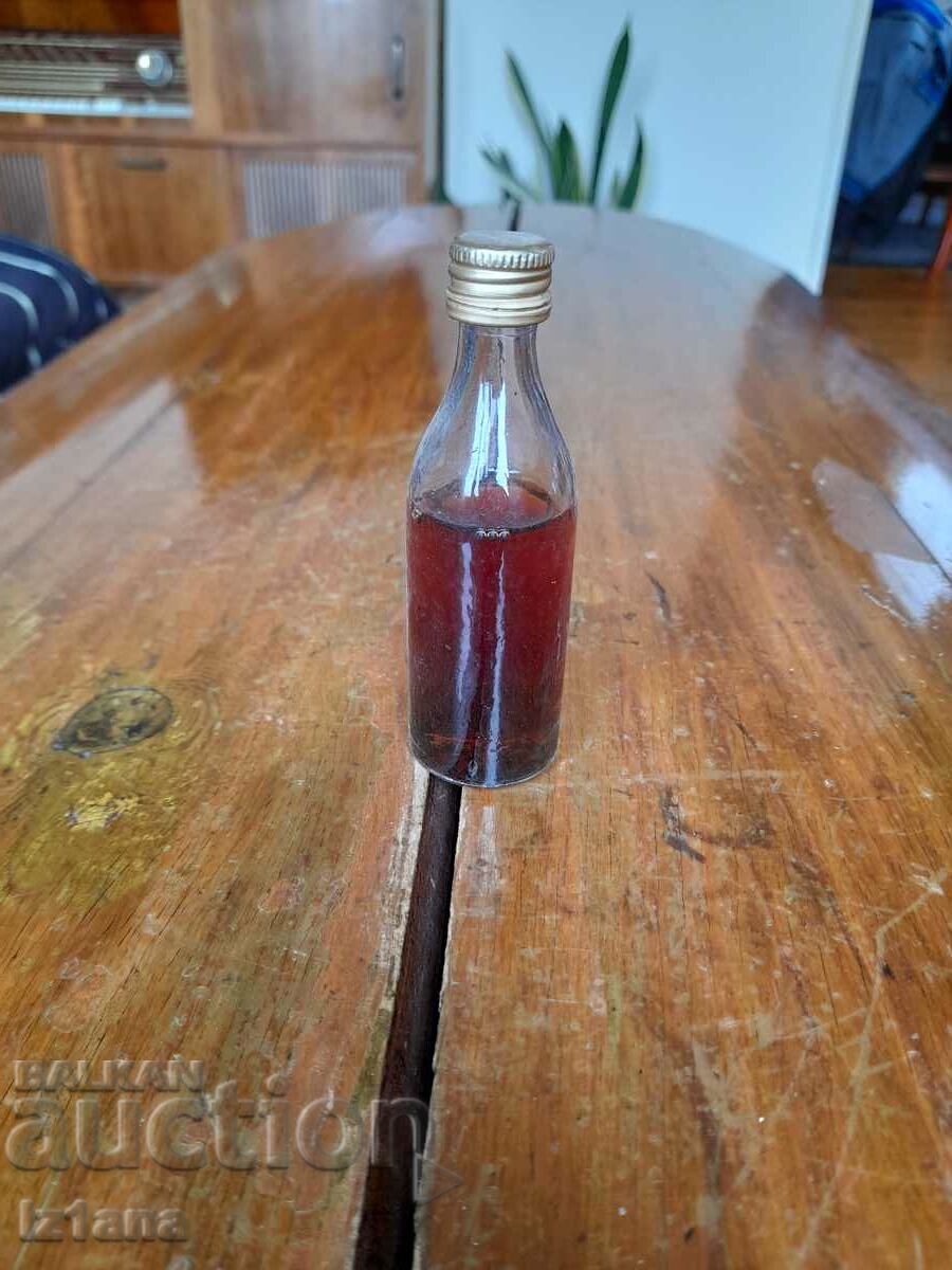 Licitație Sticla veche de Eva