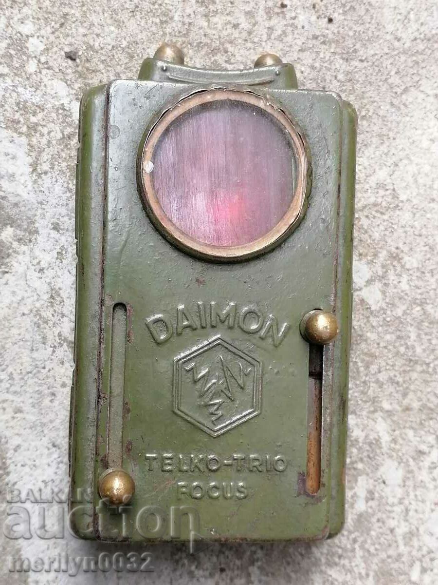 Auction Old military flashlight DAIMON lamp spotlight WEHRMACHT WW2 Auction Old military flashlight DAIMON lamp spotlight WEHRMACHT WW2