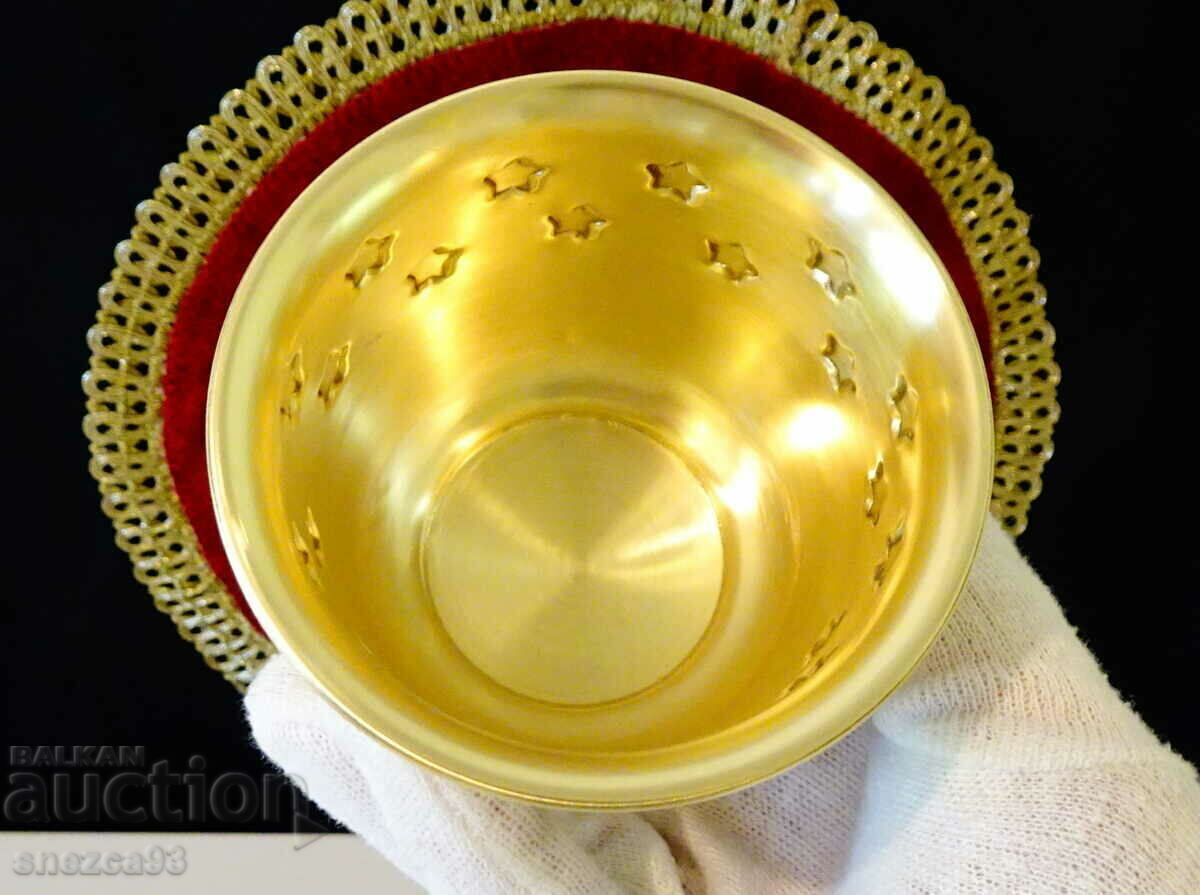 Brass cup for whiskey, wine, 200 ml, embossed stars with price 12.00 BGN | € 6.14 Brass cup for whiskey, wine, 200 ml, embossed stars with price 12.00 BGN | € 6.14