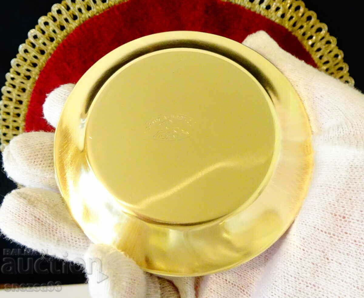 Danish bronze plate coat of arms. with price 9.00 BGN | € 4.60