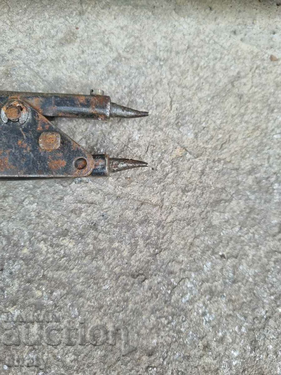 An old tool. with price 45.00 BGN | € 23.01 An old tool. with price 45.00 BGN | € 23.01