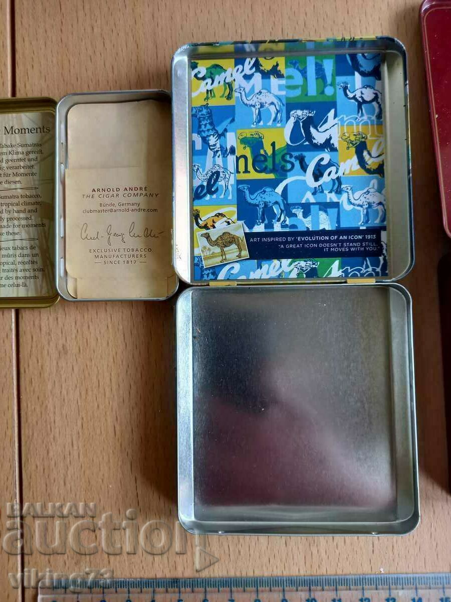 Metal snuff boxes lot 4 pcs. - 6 Metal snuff boxes lot 4 pcs. - 6