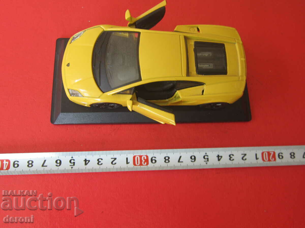 Licitație Lamborghini Gallardo lp 560 1/32 Licitație Lamborghini Gallardo lp 560 1/32