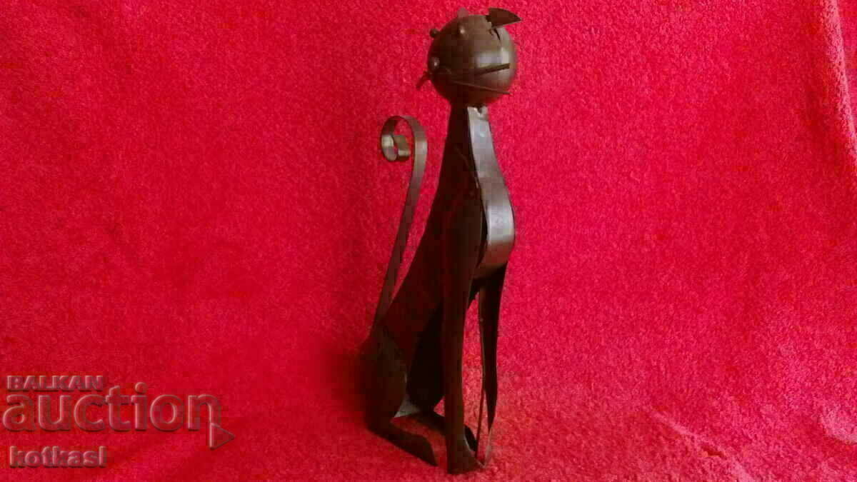 Delivery of An old metal figure of Kote